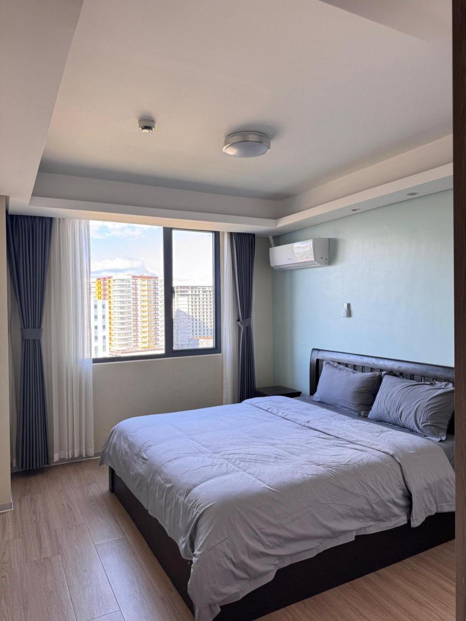 Paranaque City L Condotel الغرفة الصورة