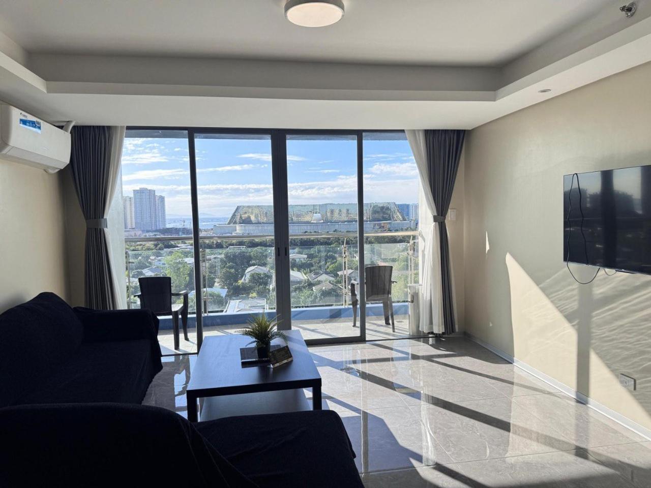 Paranaque City L Condotel الغرفة الصورة