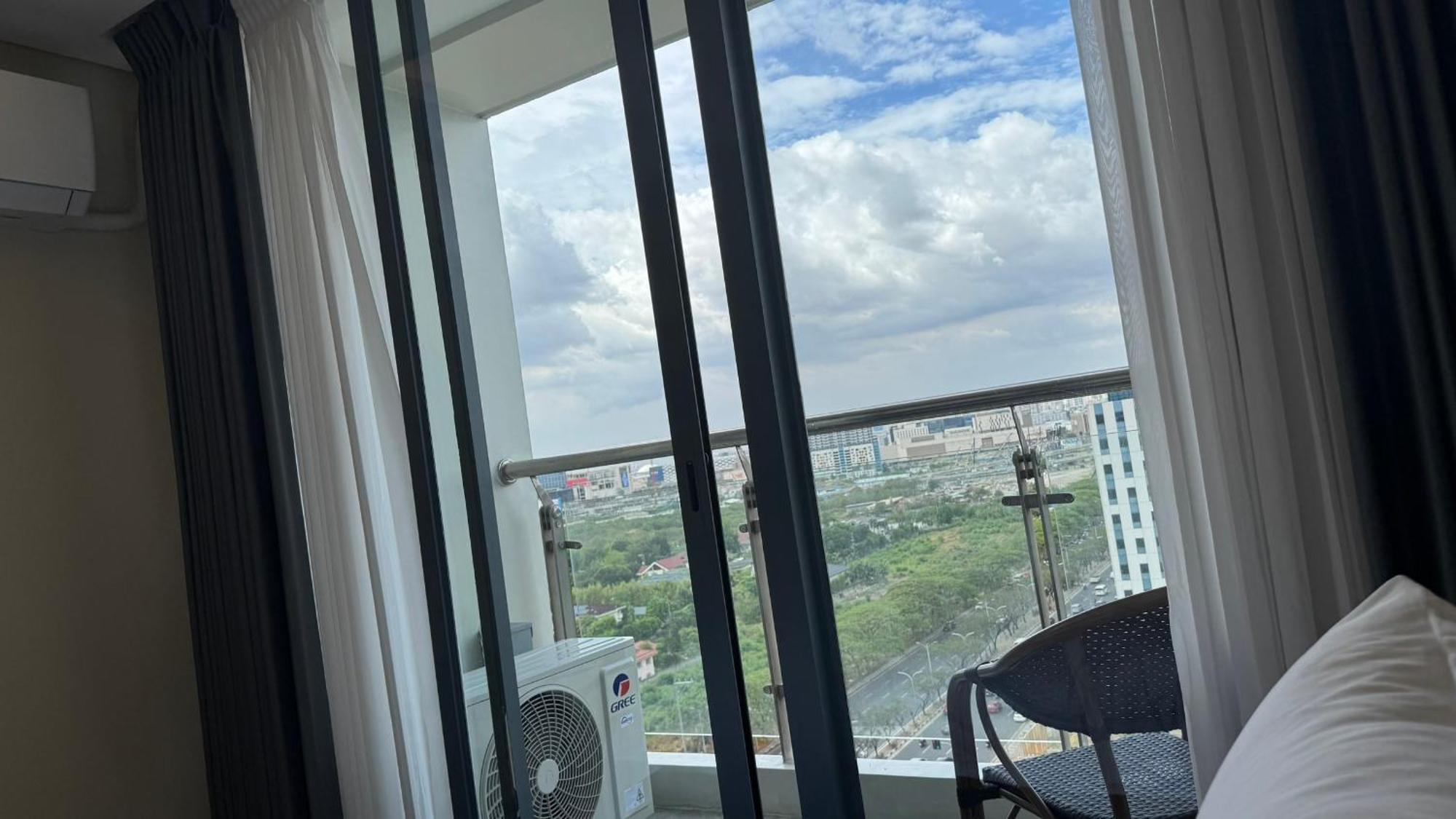 Paranaque City L Condotel المظهر الخارجي الصورة